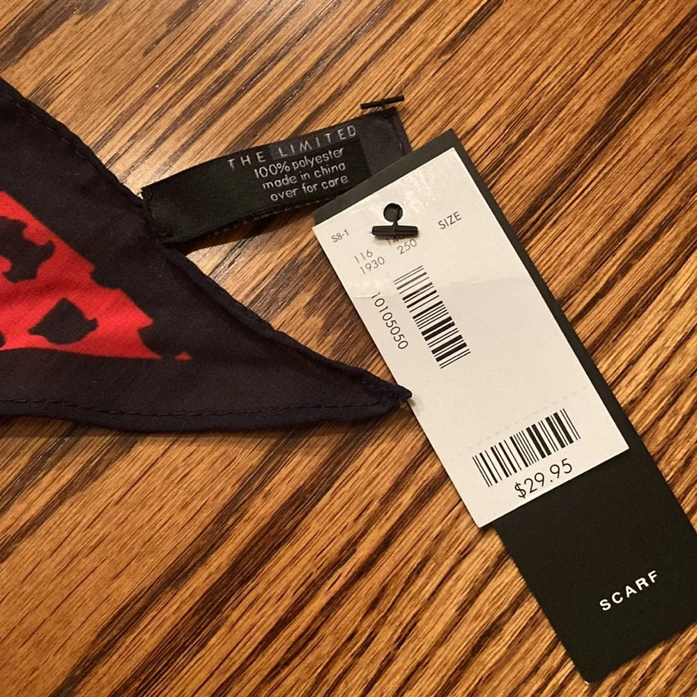 NWT! The Limited red/navy looks no silky scarf - Picture 2 of 3